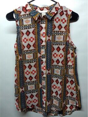 H&M Women's Sleeveless Blouse Size 4 Button Up 027